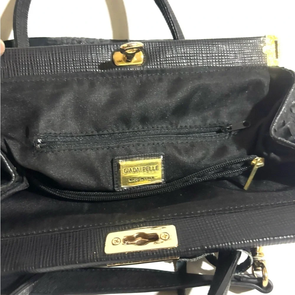 Giada Pelle croc embossed satchel Elegant Black Handbag